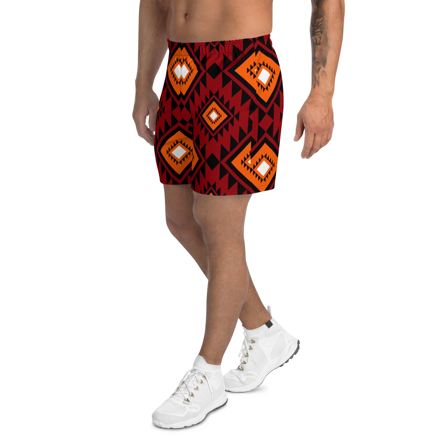 Braune Herrenshorts mit afrikanischem Druck