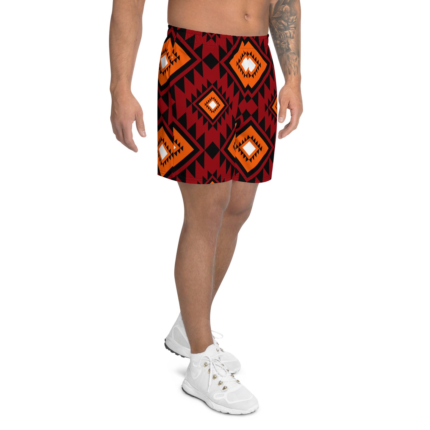 Braune Herrenshorts mit afrikanischem Druck
